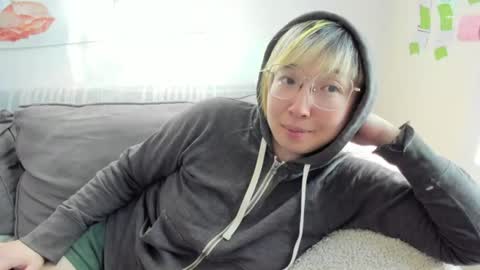 LuxGray online show from 06-20-26, 11:46