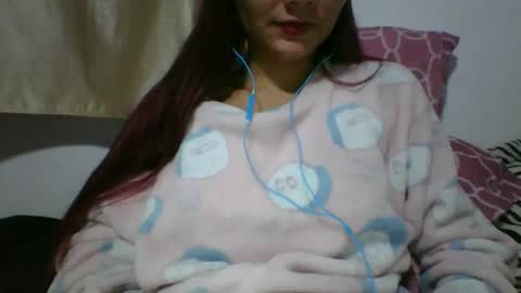 luxi_111 online show from 04-21-26, 01:42