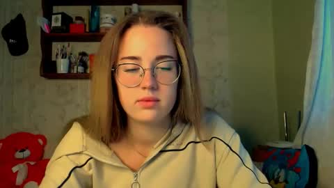 Katie online show from 10-14-25, 04:46