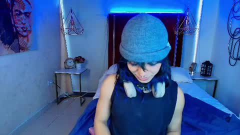 Luxiel 3 online show from 06-12-26, 10:19