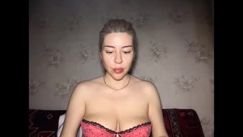Snapshot of luxsonyastar chatting on 05-25-26, 12:44 LuxSonyaStar online show from 05-25-26, 12:44