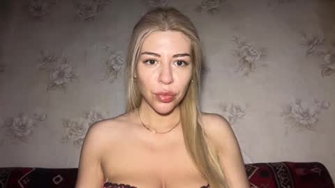 LuxSonyaStar online show from 06-30-26, 08:54