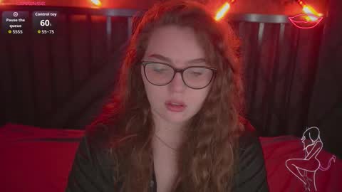 Snapshot of luxsopphia_ chatting on 10-20-25, 05:52 luxsopphia_ online show from 10-20-25, 05:52