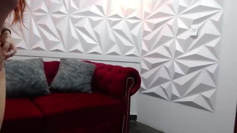 Snapshot of luxury_02 chatting on 12-03-25, 06:39 Luxury online show from 12-03-25, 06:39