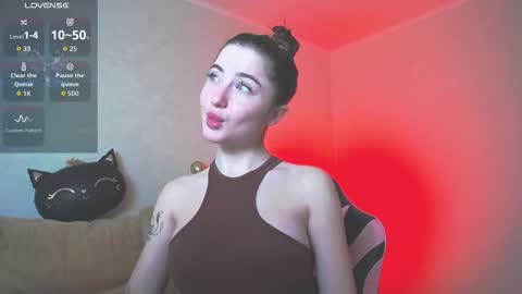 Snapshot of luxuryalma18 chatting on 03-04-26, 07:36 Alma online show from 03-04-26, 07:36