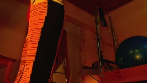 Liss online show from 06-04-26, 01:39