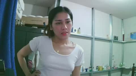 Snapshot of luxy27 chatting on 12-01-24, 10:53 nikke online show from 12-01-24, 10:53