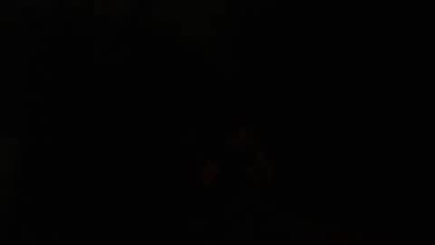 Snapshot of luxy77 chatting on 12-20-25, 06:42 luxy77 online show from 12-20-25, 06:42