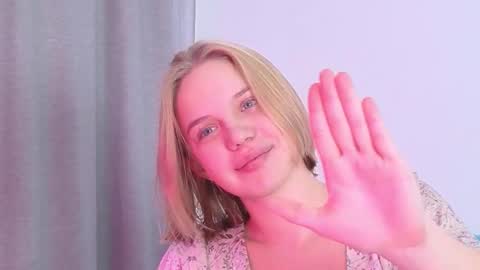 Olivia online show from 10-10-25, 09:52