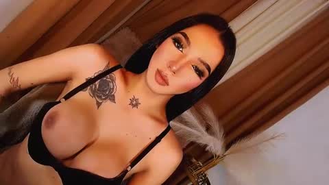 Snapshot of luxywilson chatting on 12-03-24, 06:15 luxy online show from 12-03-24, 06:15