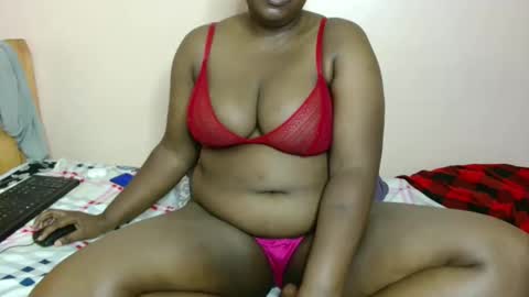 luzremi online show from 05-19-26, 01:56