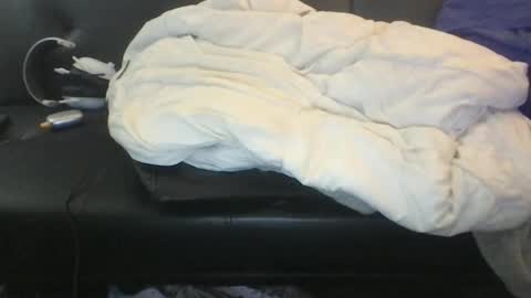 Snapshot of lvernon710 chatting on 01-24-25, 02:51 lvernon805 online show from 01-24-25, 02:51