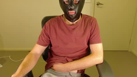 lxgxnd99 online show from 04-10-26, 01:38