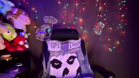 lxrdhxkvgemvsterjuice online show from 07-11-26, 11:50