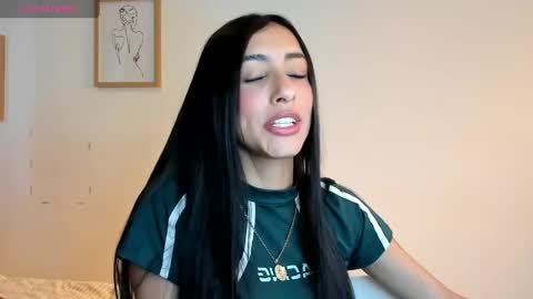 Snapshot of lya_brown chatting on 05-15-26, 11:39 lya_brown online show from 05-15-26, 11:39