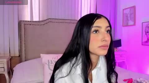Snapshot of lya_brown chatting on 07-17-26, 12:01 lya_brown online show from 07-17-26, 12:01