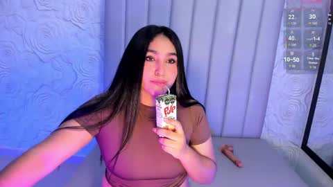 LYA DUBOIS  online show from 04-18-26, 09:15