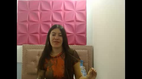 Snapshot of lyacoopper chatting on 11-20-25, 05:56 lyacoopper online show from 11-20-25, 05:56