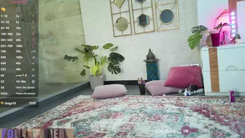 Snapshot of lyahaven chatting on 12-19-24, 09:17 Lya Haven online show from 12-19-24, 09:17