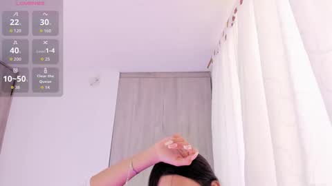 Lyanna online show from 11-13-25, 12:26