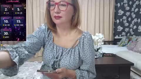 Snapshot of lyboff72 chatting on 12-13-24, 04:38 lybava online show from 12-13-24, 04:38