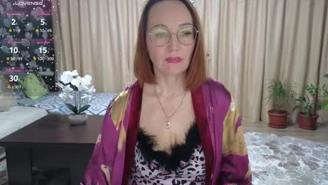 Snapshot of lyboff72 chatting on 02-13-25, 02:12 lybava online show from 02-13-25, 02:12