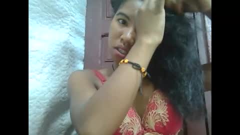 Snapshot of lydialarin chatting on 02-17-25, 03:36 Lydiah online show from 02-17-25, 03:36