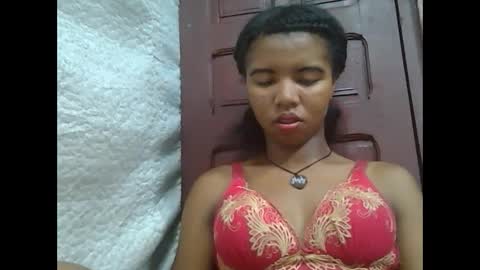 Snapshot of lydialarin chatting on 02-17-25, 07:04 Lydiah online show from 02-17-25, 07:04