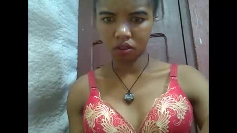 Snapshot of lydialarin chatting on 03-11-25, 06:43 Lydiah online show from 03-11-25, 06:43