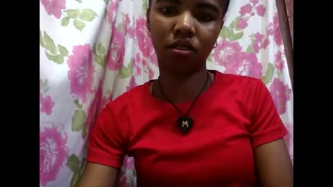 Snapshot of lydialarin chatting on 10-04-25, 06:39 Lydiah online show from 10-04-25, 06:39