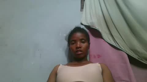 Snapshot of lydie856696 chatting on 04-27-26, 08:23 lydie856696 online show from 04-27-26, 08:23