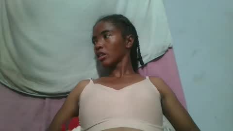 Snapshot of lydie856696 chatting on 04-29-26, 05:30 lydie856696 online show from 04-29-26, 05:30