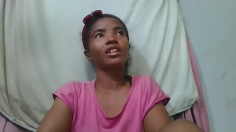 Snapshot of lydie856696 chatting on 05-16-26, 08:44 lydie856696 online show from 05-16-26, 08:44