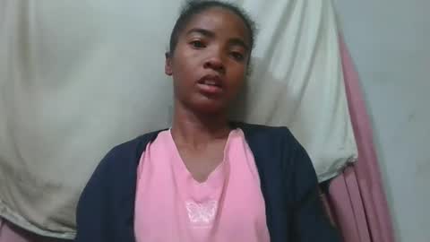 Snapshot of lydie856696 chatting on 05-23-26, 02:28 lydie856696 online show from 05-23-26, 02:28