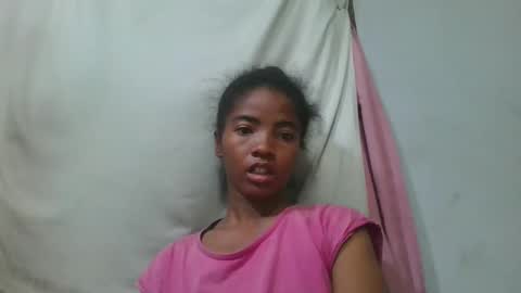 Snapshot of lydie856696 chatting on 05-30-26, 03:31 lydie856696 online show from 05-30-26, 03:31
