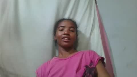 Snapshot of lydie856696 chatting on 05-31-26, 03:41 lydie856696 online show from 05-31-26, 03:41
