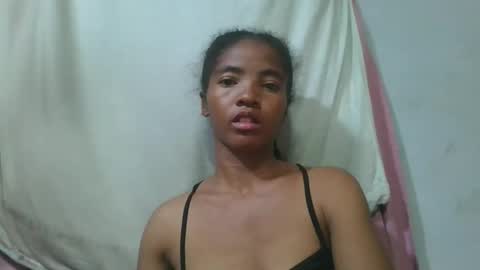 Snapshot of lydie856696 chatting on 05-31-26, 06:09 lydie856696 online show from 05-31-26, 06:09
