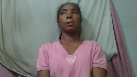Snapshot of lydie856696 chatting on 06-05-26, 03:13 lydie856696 online show from 06-05-26, 03:13