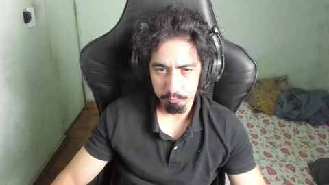 Snapshot of lyg7 chatting on 02-12-26, 11:22 Gothdaddy online show from 02-12-26, 11:22