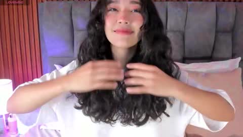 Lyhana Lee online show from 10-03-25, 12:13