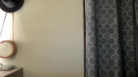 Olivia online show from 02-09-25, 11:04