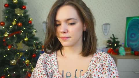 hi im Lyle online show from 12-12-24, 06:25