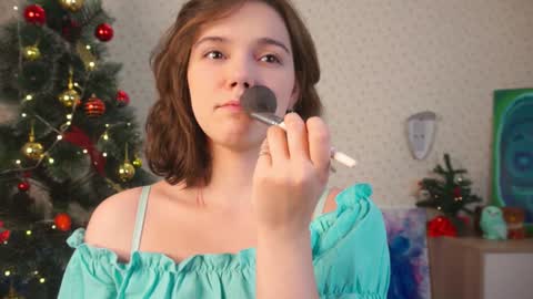 hi im Lyle online show from 12-19-24, 03:07