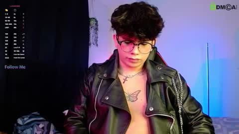 Lyle Bennett Freelance Model online show from 11-07-25, 11:21