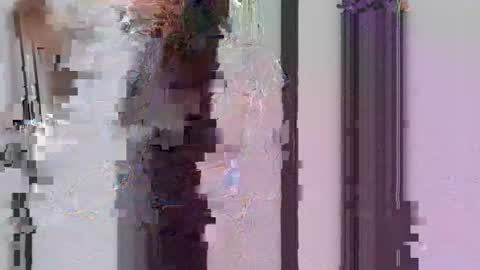 Snapshot of lyli_99 chatting on 11-26-25, 04:35 lyli_99 online show from 11-26-25, 04:35