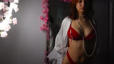 Snapshot of lylianrosse chatting on 03-09-26, 07:12 Lylian online show from 03-09-26, 07:12