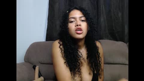 Snapshot of lylii_evans chatting on 10-16-25, 10:33 lylii_evans online show from 10-16-25, 10:33