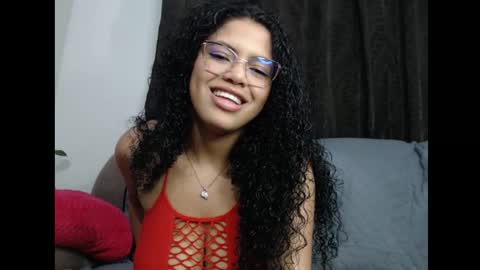 Snapshot of lylii_evans chatting on 11-19-25, 01:27 lylii_evans online show from 11-19-25, 01:27