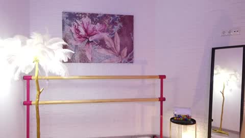 Snapshot of lyly_loveyou chatting on 01-19-25, 09:55 Lyly online show from 01-19-25, 09:55