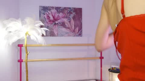 Snapshot of lyly_loveyou chatting on 01-25-25, 10:29 Lyly online show from 01-25-25, 10:29